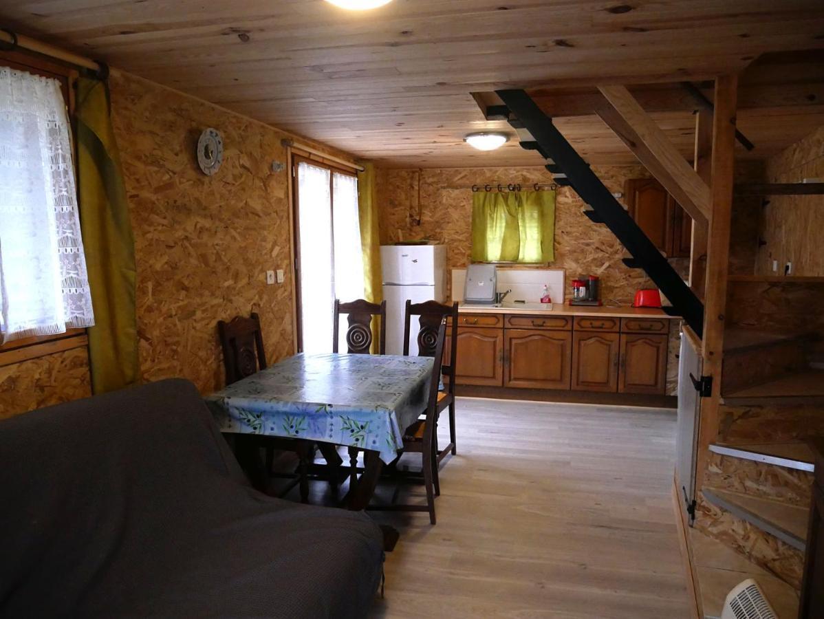 Gite Chez Coste Gilles Saint-Privat-du-Dragon Екстериор снимка