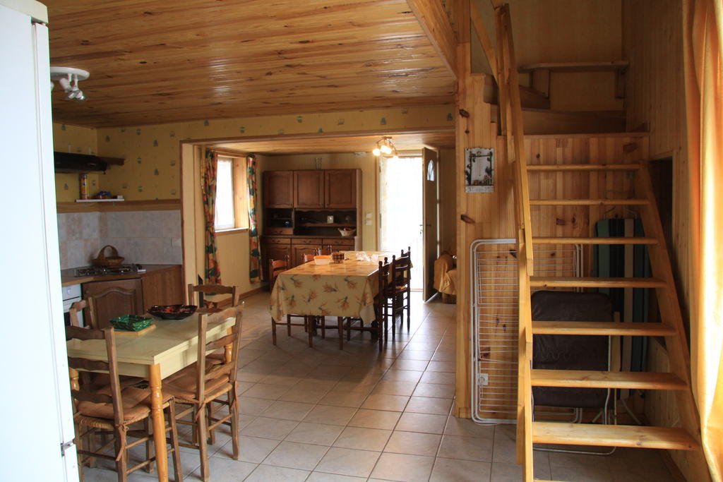 Gite Chez Coste Gilles Saint-Privat-du-Dragon Екстериор снимка