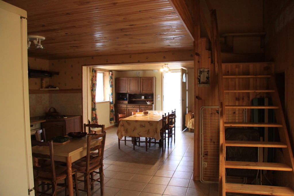 Gite Chez Coste Gilles Saint-Privat-du-Dragon Екстериор снимка